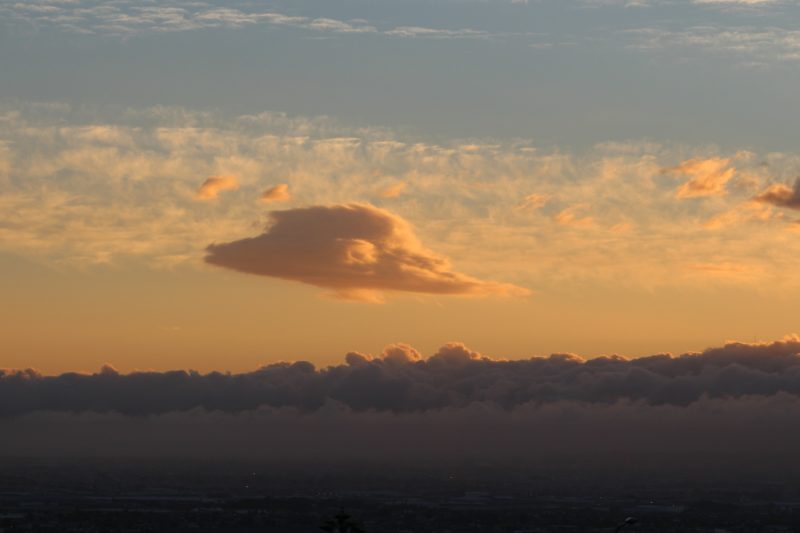 レンズ雲（UFO雲）